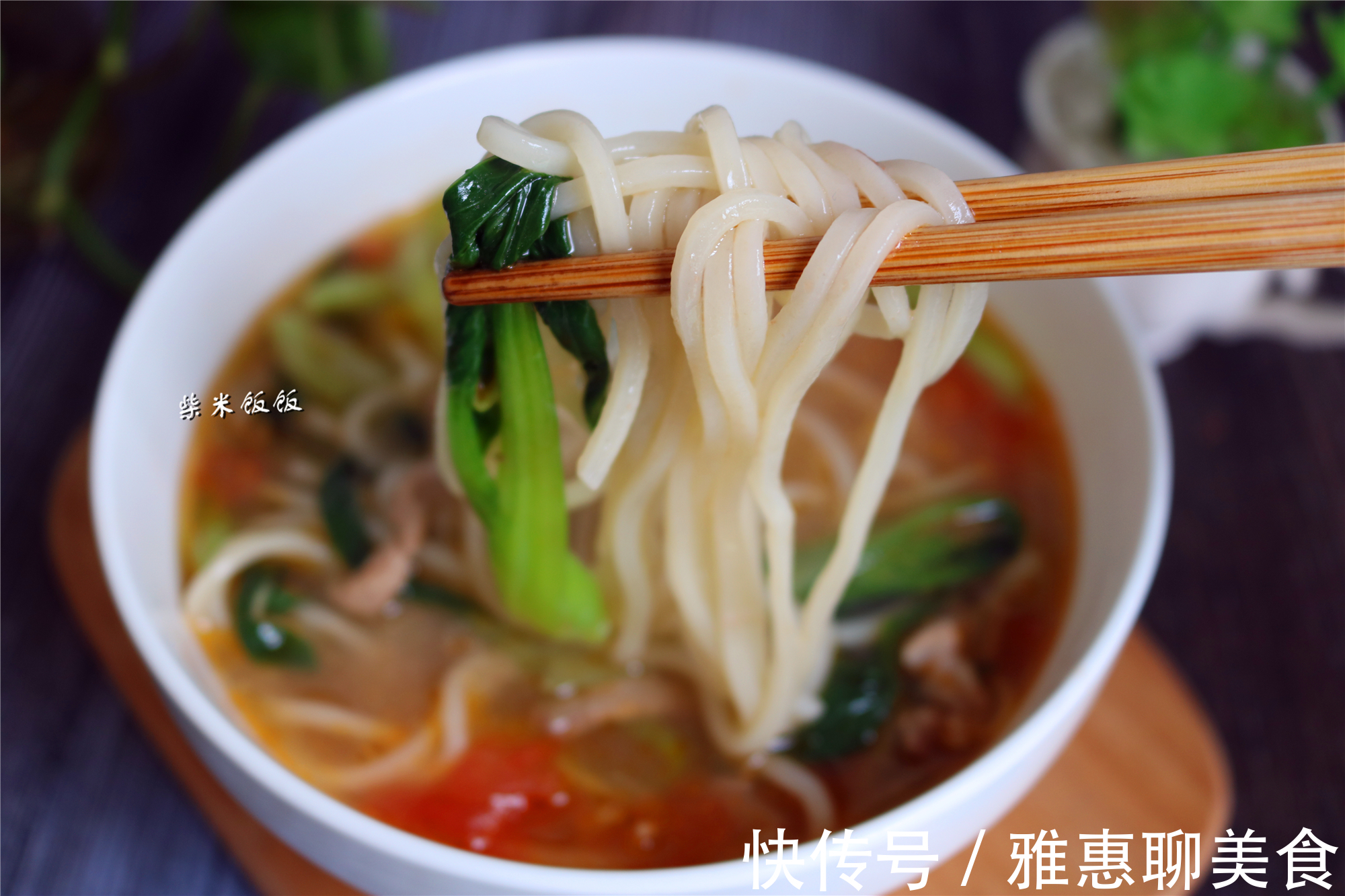 面条|早餐吃不够，晚餐还想吃，这碗面我家一周做5次，连汤也喝光
