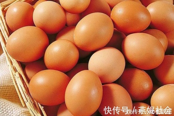 鸡蛋壳|鸡蛋又降价了,买的鸡蛋新不新鲜呢牢记4点,挑到新鲜鸡蛋!