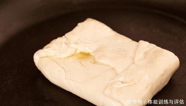 这饼太绝太香了,不管你会不会做饭,谁都能做好吃,5分钟就搞定!