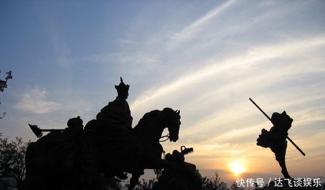 他是天界大神,与太上老君齐名,为何最后却沦落到给雷音寺看大门