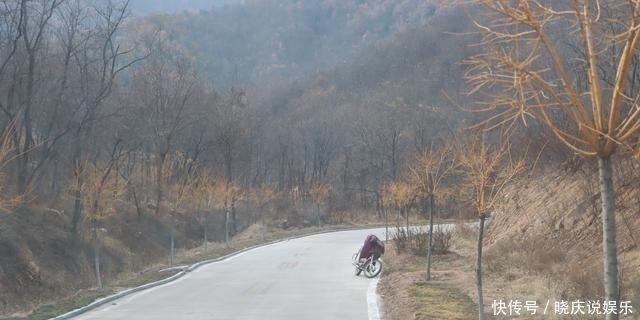 老人|临朐山林里自驾游，偶遇古稀老人，曾经干过赤脚医生