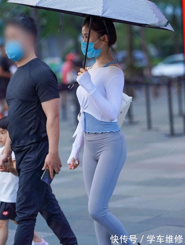 鲨鱼裤 鲨鱼裤不只出现在健身房,日常生活中,怎样才能穿着漂亮呢!