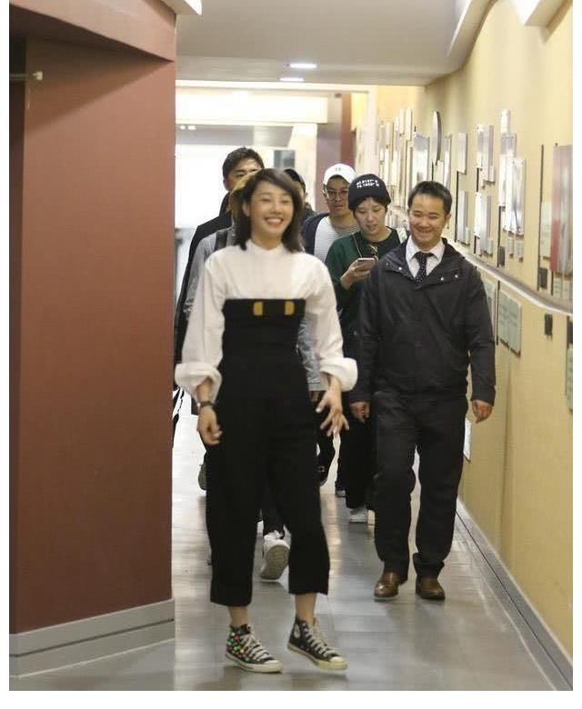 身材|白百合体重狂飙难控制！健身房苦练表情痛苦，体重超标麒麟臂抢镜