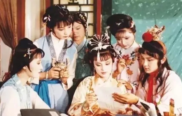 京都竹枝词#《红楼梦》最经典的9首诗词,读懂了才是人生!