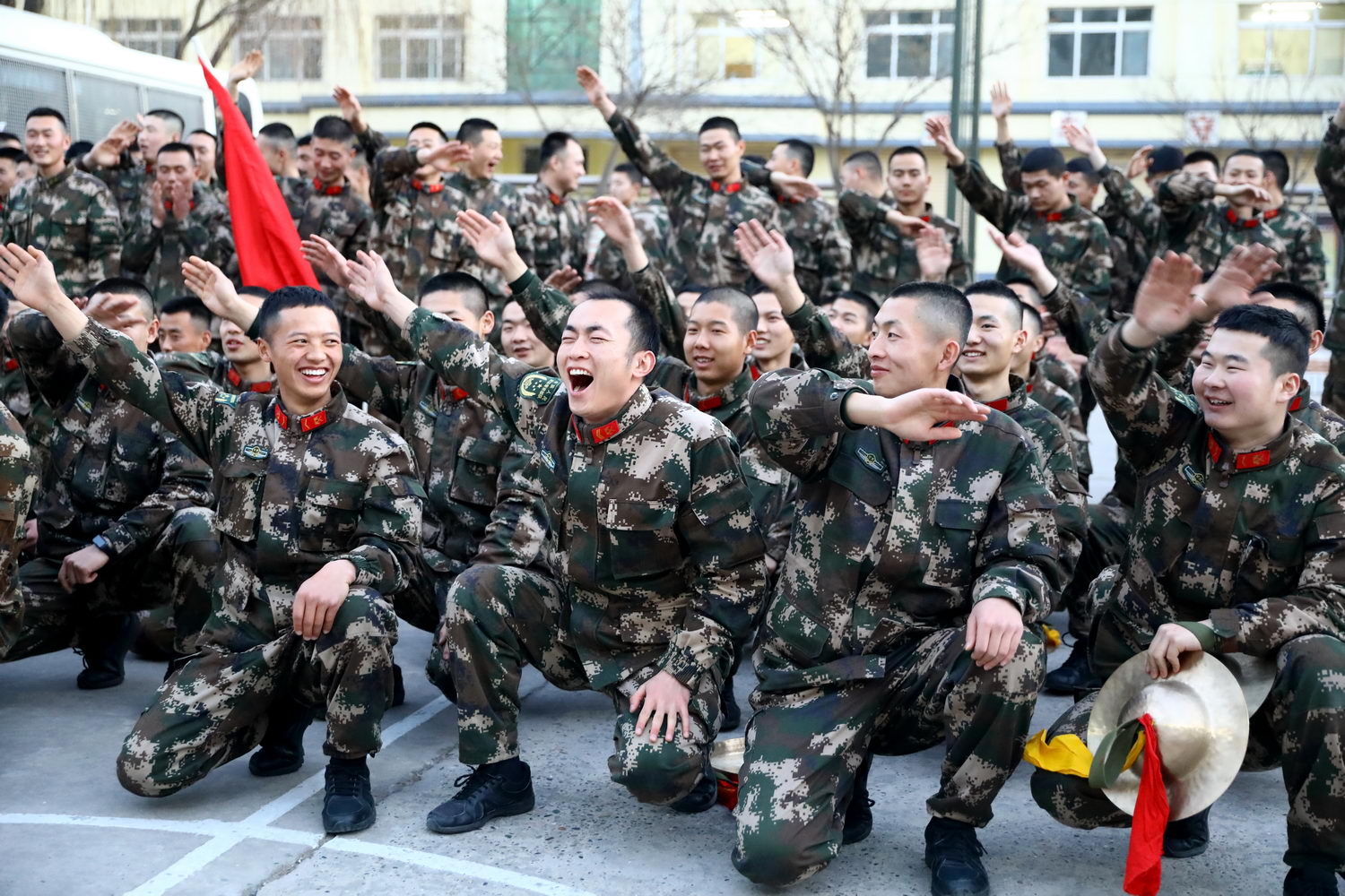 气质女神rita小雨桑生活照套图欣赏rita性感私房照