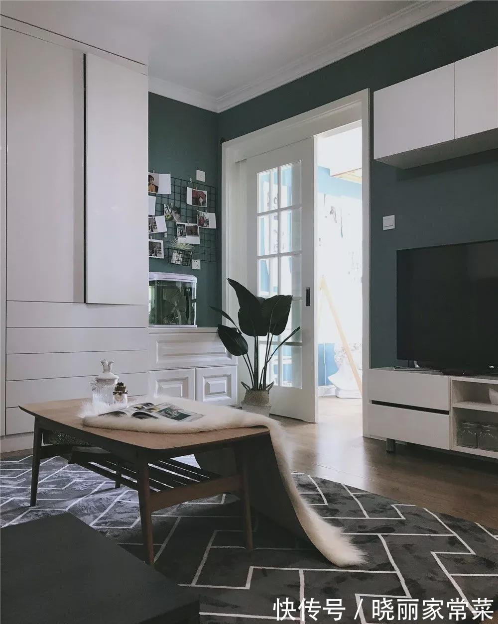 柜子|66平的轻奢风小户型二居室,简洁的基础上,客厅多了好些储物空间