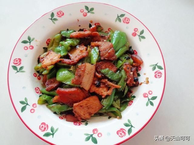 我家周末三餐，小炒肉配粗粮，营养美味贴秋膘，健康过秋天