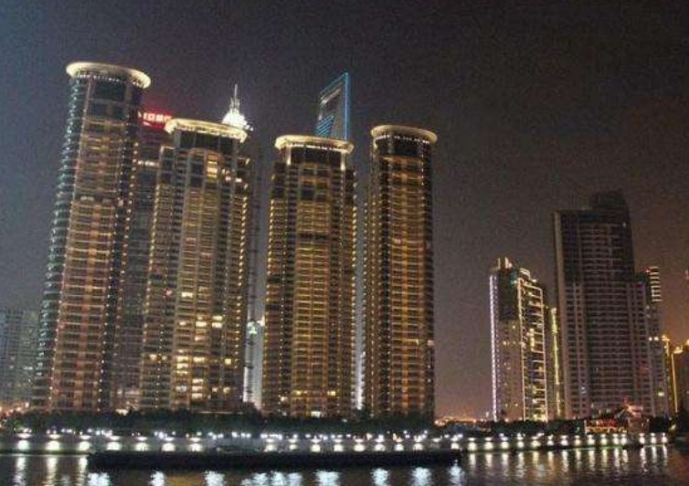 张杰谢娜|张杰谢娜穷还是富不买房子租房住,每月租金高达4.5万