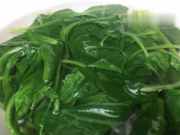 维他命对身体最好的“滋补”是睡眠,失眠多吃点“它”,一觉睡到大白亮