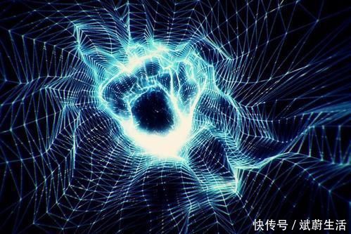 黑洞 虫洞和黑洞有什么区别?哪个能成为人类穿越时空的隧道?