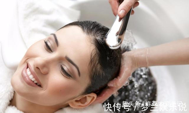 干枯|头发隔多久洗一次最好?很多人都做错了,难怪头发掉得越来越厉害
