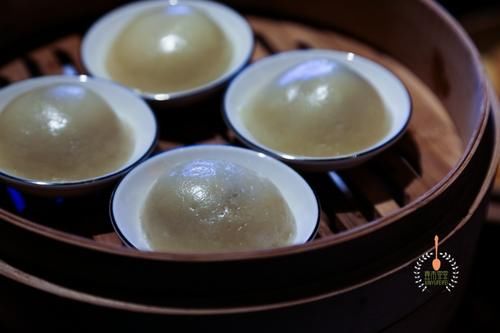  房子|北京老年人生活，退休金8000，住十万房子，去五星级酒店吃自助餐