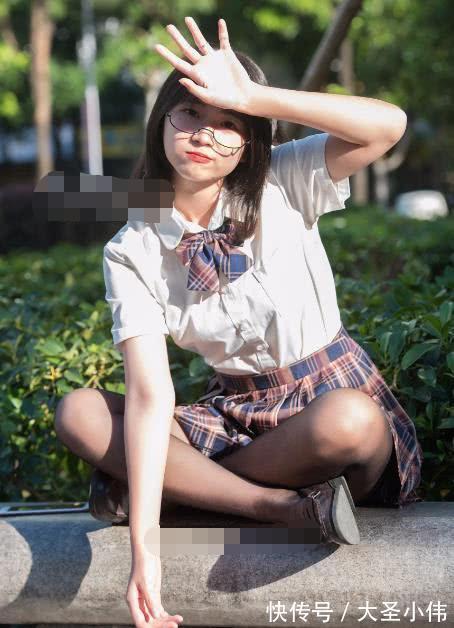 小姐姐 美女街拍:性感学生妹儿气质撩人,短裙、黑丝尽显嫩白玉腿