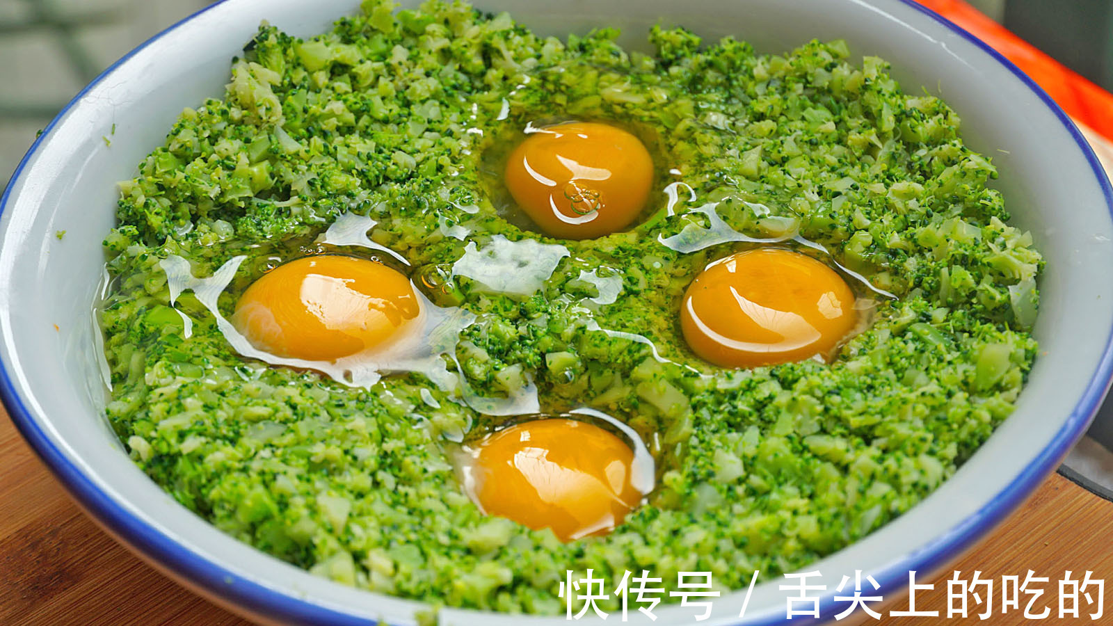 南瓜|这6道早餐不用揉面，一搅一蒸就完成，松软又香甜，省时又省力