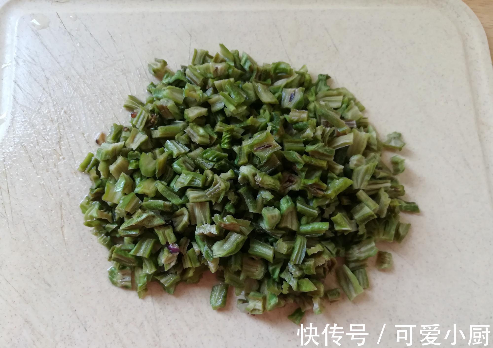 秋天我常做这酱菜，拌面吃火锅都适合，营养实惠，随吃随取真省事