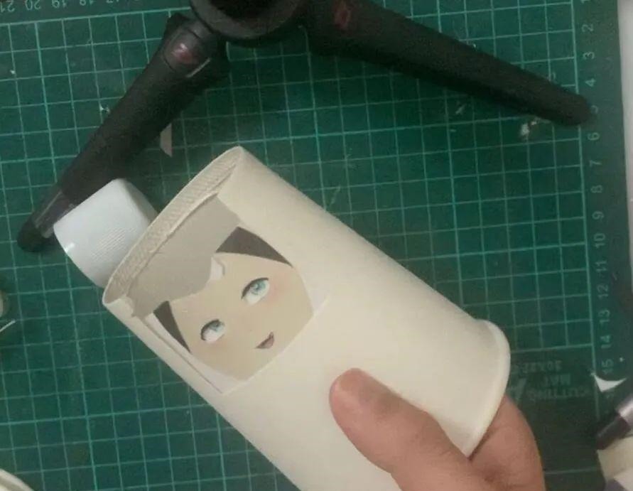 纸杯#给这位大神纸杯,还你可动的二次元美少女,更神奇的陆续有来