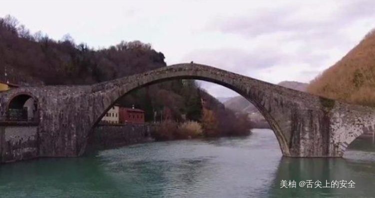 皮肤|全球最危险的冰淇淋,必须成年才能吃,取冰淇淋都怕被伤到皮肤