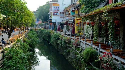 文化广场|景致记录：广西省桂林市阳朔县，孙中山演讲过，徐悲鸿居住过