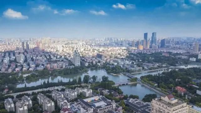 房价|按揭贷款做多少年划算?房贷首付款是越低越好吗?