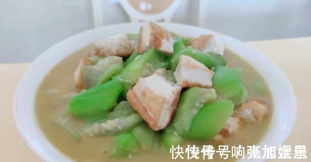豆腐和它是绝配，切块一煎再一炖，软嫩鲜美好消化，天天吃都不腻！