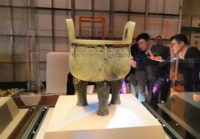 日本|日本人花一千元买走我国宝鼎,归还时狮子大开口,专家:强盗行为