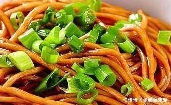 葱油|常给孩子吃的菜,补钙长得快,补铁补血,还提高免疫力