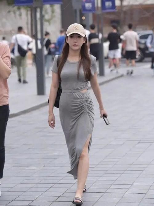 连衣裙搭配不挑人，可以参考这些，魅惑气质达到极致