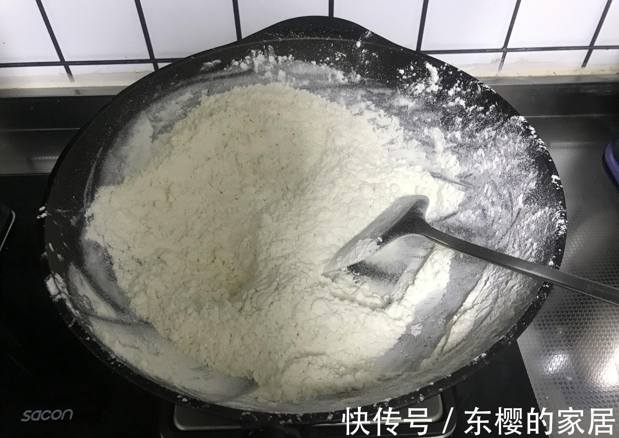 家有面粉就能做，一次多做一些，营养全面又好喝，随吃随取真省事