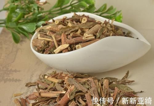 祛湿|中医绝学身体湿气大的人，用这2味中药泡水喝，祛湿排毒不伤身