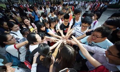 清华大学未进前10？我国理工类大学排行榜出炉，榜首存在争议