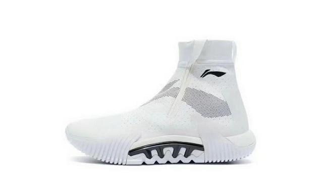 国产品牌 令人惊艳的潮流机能风,高颜值国产球鞋迎来潮酷新面孔!