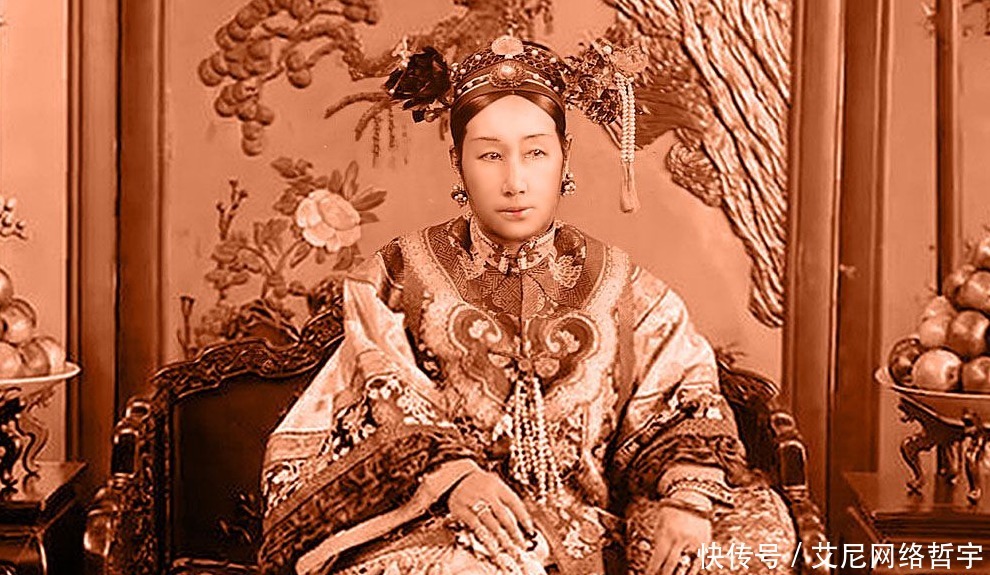 女子|史上最强权的3个女子：一个强国，一个立国，一个灭国