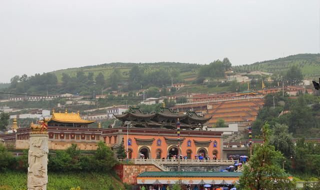  酥油花|藏传佛教著名寺院，塔尔寺你了解多少