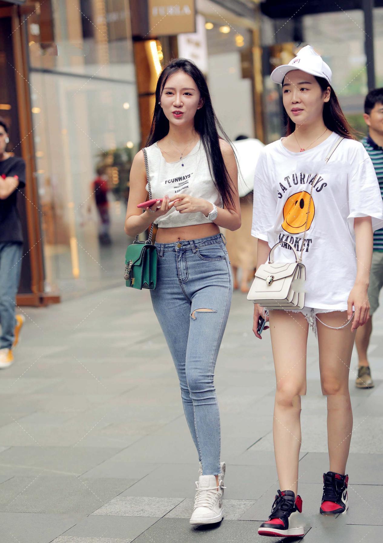 时尚|时尚:美女少女感十足,性感搭配尽显极致女人魅力!