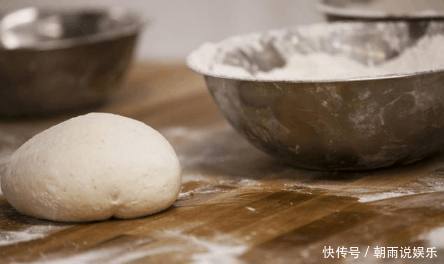 蒸馒头加入这一步骤,蒸出又白又松软的大馒头,一学就会!