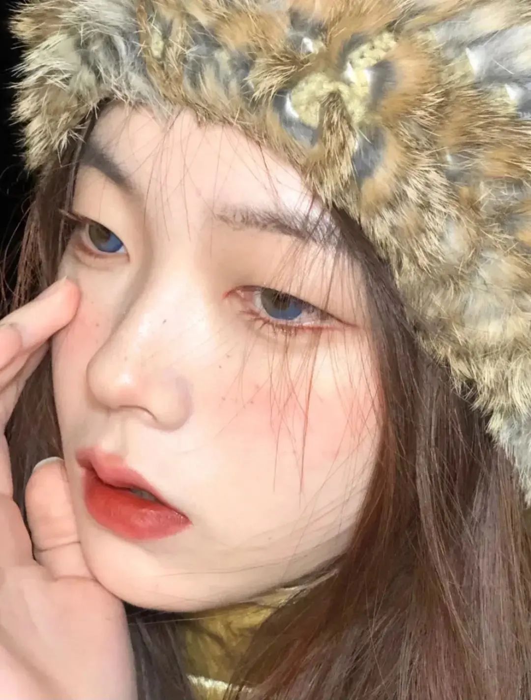 眼睑|双眼皮、大眼睛已经过时了，现在的美女标准是这样..