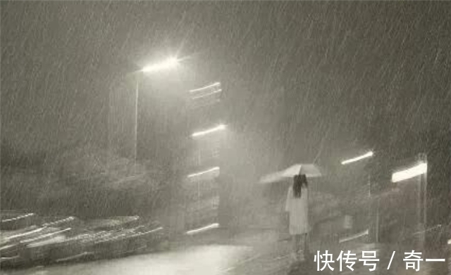 斯韦特兰娜·捷列茨$女画家画一幅“鬼画”,先后卖出3次却都被退回,最后被列为禁画