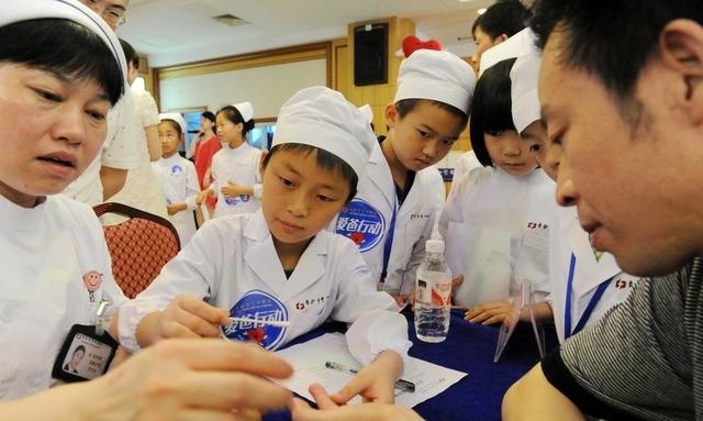 高脂血症|自然界四种天然''降脂药'',就在身边,常吃养护血管,血脂平稳下降