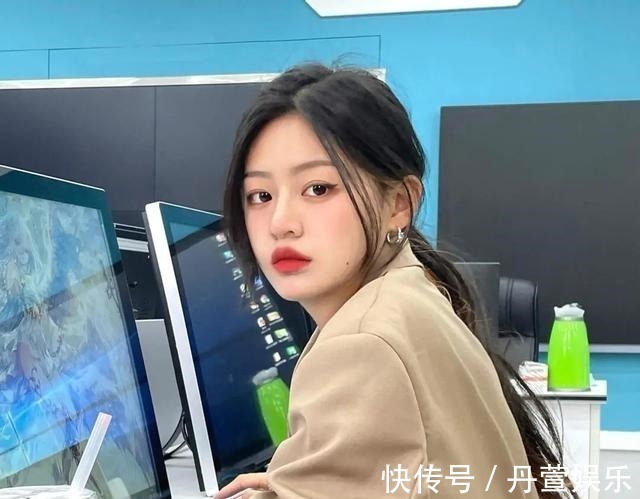 tony 别再剪“空气刘海”了!2021最火的发型是这4款,气质又时髦!