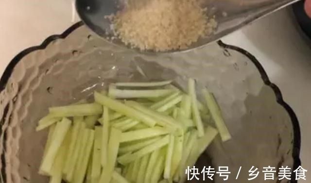 西瓜皮|适合夏日吃的4款泰式料理,简单快捷超美味,谁吃谁喜欢,值得收藏!