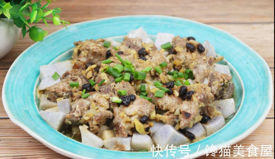 饭店|粤式香芋蒸排骨这么做,比饭店还好吃,软糯鲜香不油腻