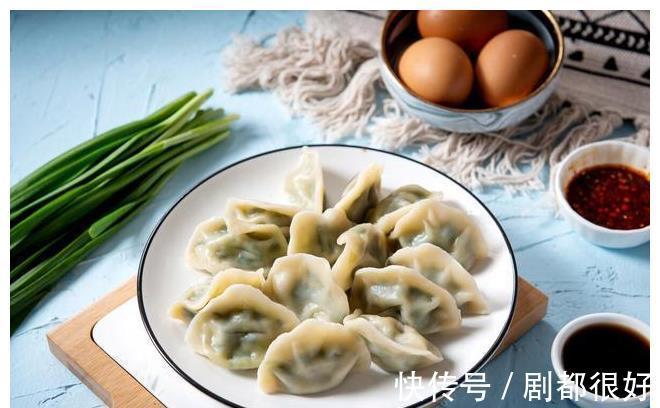 包饺子|包韭菜饺子时，记住“2放2不放”，饺子味鲜好吃，不破皮更新鲜
