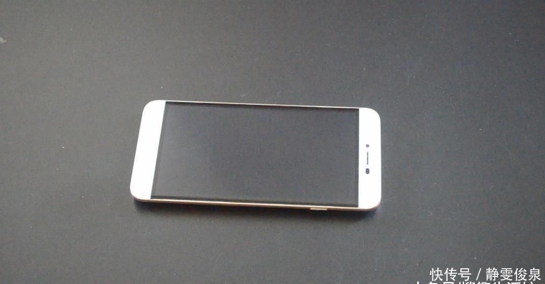 烦恼|食品袋里的干燥剂别扔了, 它的这3个妙用, 解决了很多家庭的烦恼