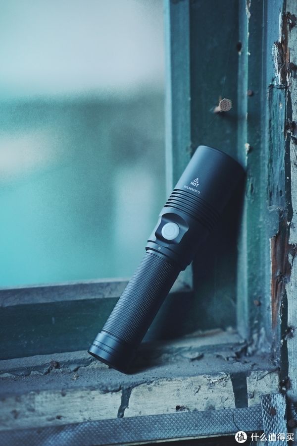 光剑在手,黑暗你走——纳丽德L10MAX白激光手电