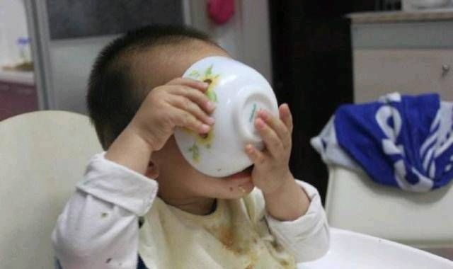 孩子|3岁的男孩经常喝妈妈做的汤,几乎停止发育儿科医生瞎胡闹