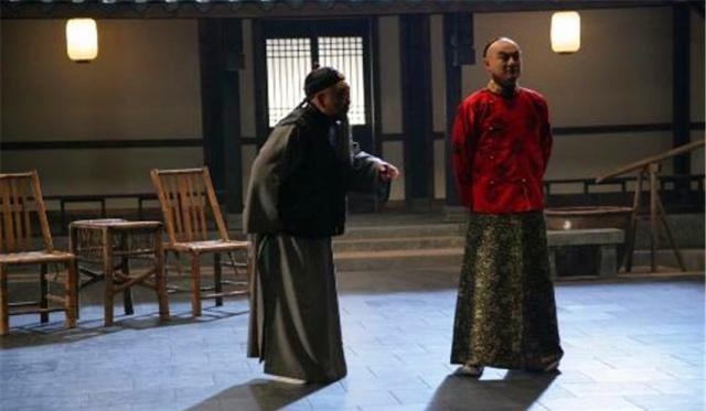 凯旋|康熙堂哥凯旋而归,康熙去迎接,堂哥立马对岳父说:快弹劾我!