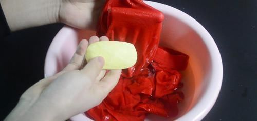 2元一块的硫磺皂,作用真厉害,解决了很多人的烦恼,太实用了