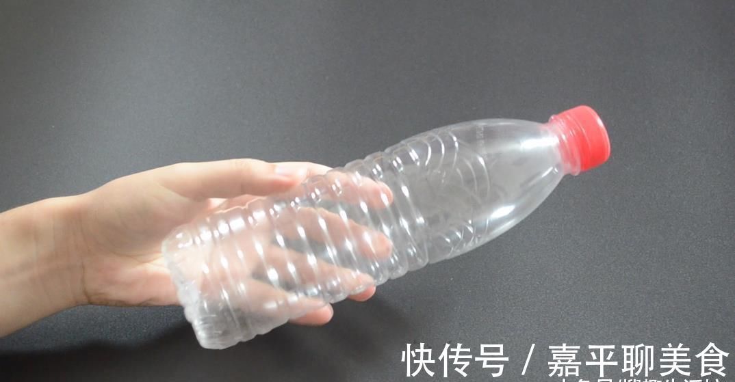 废弃的塑料瓶简单剪几刀, 放在家里有大用处, 看完你会感谢我的