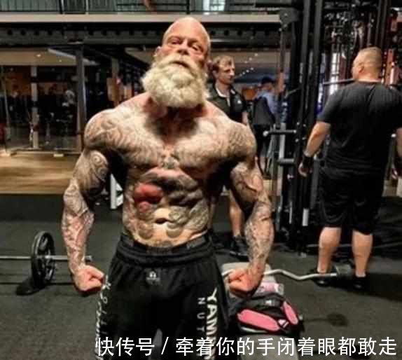 荷兰|那个年过半百,坚持健身纹身30年的荷兰“潮老头”,现在过得怎样