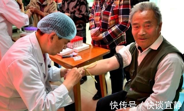 朋友之间|内科大夫提醒：3件事坚持2个月，血管通透，血脂降了，头不晕了